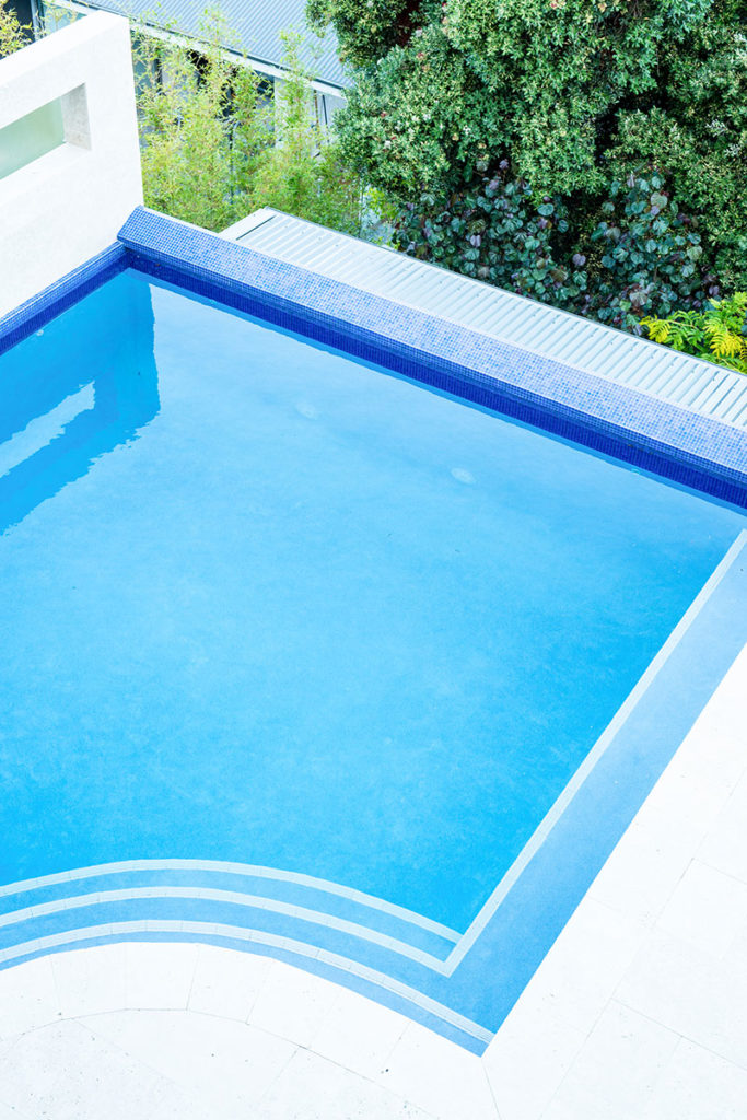 luxury pool design by Cultivart